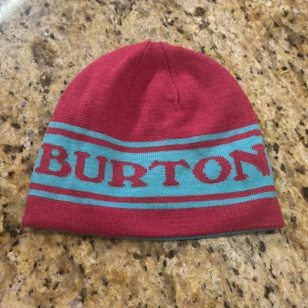 Burton reversible toddler winter hat ❄️